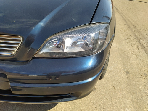 Chevrolet Astra Sedan 2000 1.8 Gl 4p