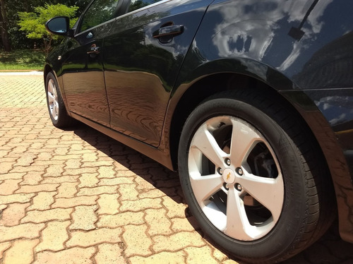 Imagem 4 de 10 de Chevrolet Cruze 1.8 Lt 16v Sedan