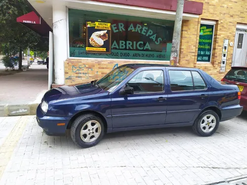 Volkswagen Vento 1.8 Cl