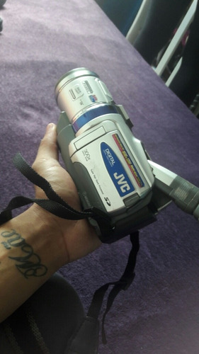 Câmera Digital Jvc