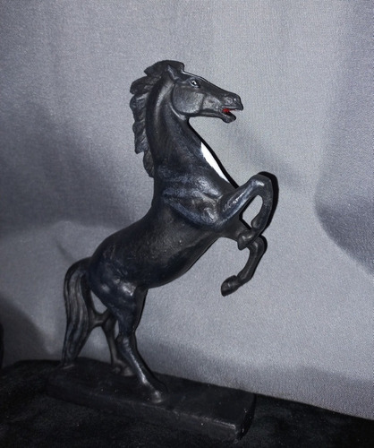 Caballo De Hierro Hecho A Mano Para Decorar 