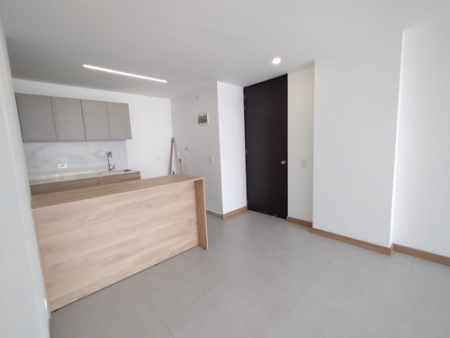 Apartamento En Arriendo En Ciudad Del Río Poblado Medellín