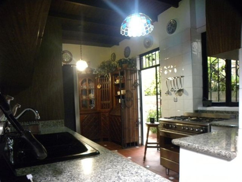 Imagen 25 de 30 de Casa Venta Los Palos Grandes Luz Marina Cardona.rah
