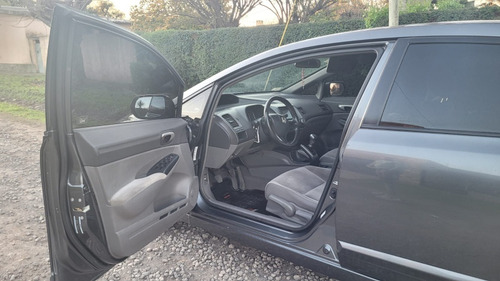Honda Civic 1.8 Lxs Mt