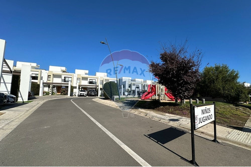 Moderna Y Luminosa Casa En Concón Desde Uf 10.390