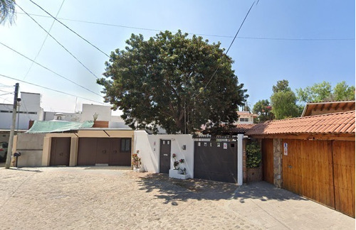 Hermosa Casa En Venta En De Capulines , Jurica Pinar,  Santiago De Querétaro, Qro.  Hg 