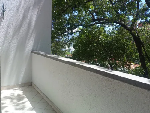 Apartamento En Arriendo En Aguacatala, Poblado