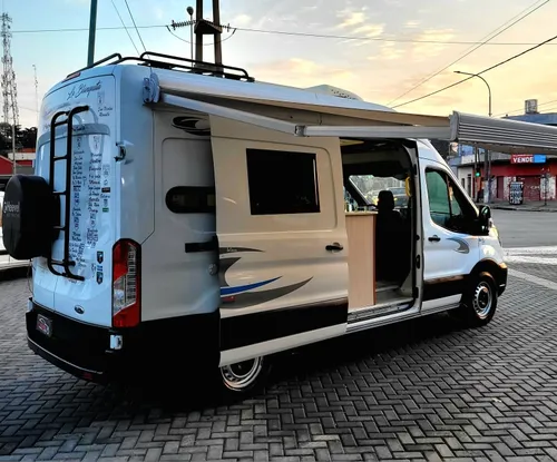 Ford Transit 2.2 L 350 E