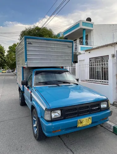 Mazda B2000 2.0