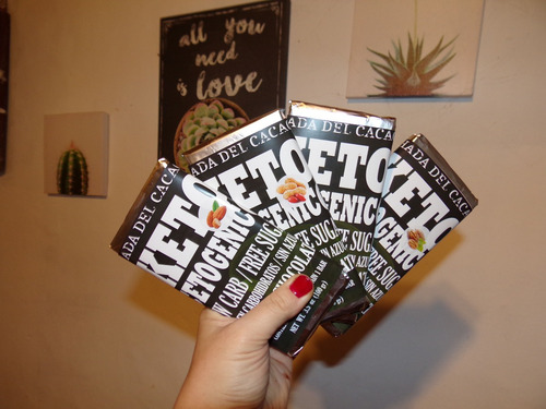 Imagen 3 de 7 de Combo 4 Tabletas Keto 96% Cacao Puro Y Frutos Sec + Bombones