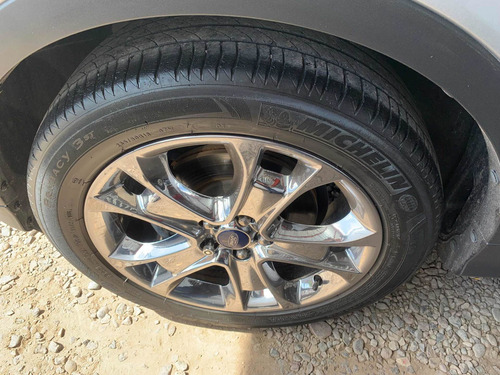 Imagen 6 de 9 de Ford Escape 2014