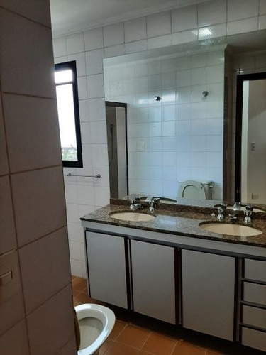 Imagem 6 de 12 de Apartamento Lindo Para Venda E Locação No De Ville Alphaville - Ap1295