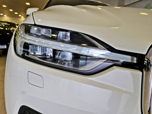 Imagem 8 de 10 de Volvo Xc 60 2.0 T5 Mom Awd