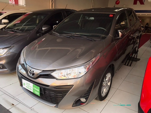 Imagem 2 de 14 de Toyota Yaris