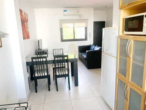 Alquiler Temporario De Departamento 1 Dormitorio En Centro,