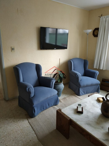 Apartamento En Venta, 2 Dormitorios En Punta Del Este - Ref: 5064