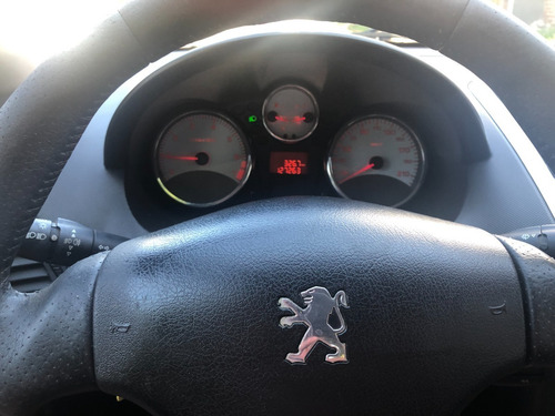 Peugeot 207 Xt Sedan
