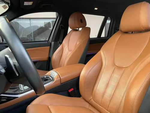BMW X7 4.4 V8 M50i At