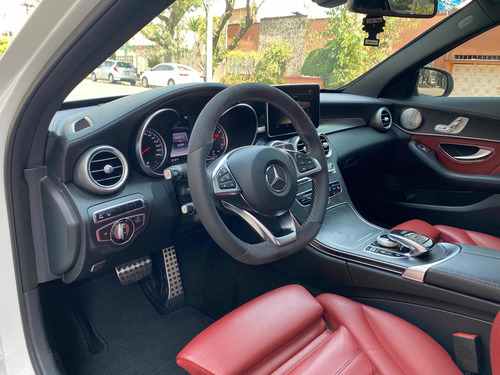 Imagen 9 de 14 de Mercedes-benz Clase C 3.0 43 4mic At 2016