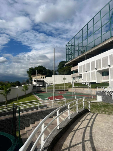 Imagen 15 de 27 de Apartaneto En Alquiler Con Pisicna En San Cristobal Amoblado