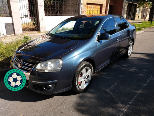 Vento Mk5, 2010, 2.5 Manual, Luxury, 189000km.