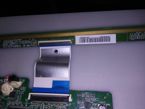 Main Hisense 32h3d1 N/p: N18113710-0a01932 320ma (Usado)