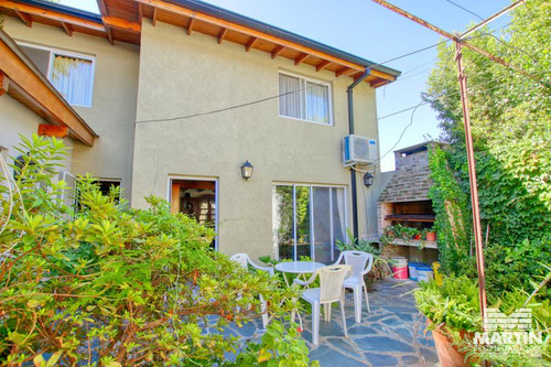 Venta En Block De Dos Casas En Ph - Martínez