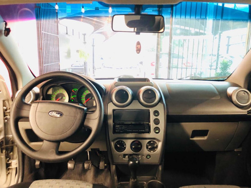 Imagem 5 de 7 de Ford Fiesta 2009 1.6 Fly Flex 5p 102 Hp