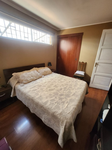Hermoso Casa. Con Excelente Ubicación, Independencia