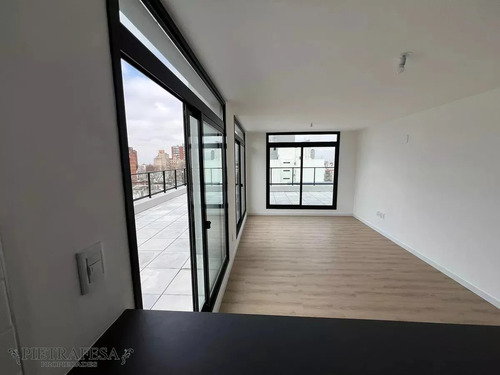 Apto A Estrenar 4 Dormitorios, 2 Baños Y Terraza-centro