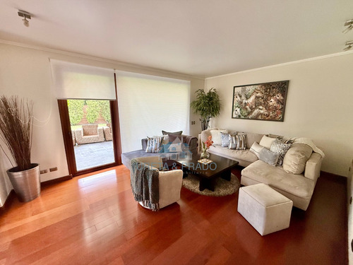 Preciosa Casa En Condominio, San Carlos De Apoquindo