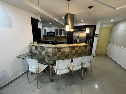 Lm En Venta Apartamento En Res. Trigal Country, Trigal Centro. Valencia Carabobo Venezuela