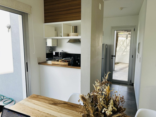 Venta De Casa Valle Escondido Córdoba - Patagonia Village Dos Dormitorios Patio 360 M2 Asador