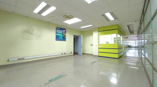 Edificio Oficinas Ascensores Equipado Arriendo Quinta Normal