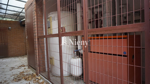 Oportunidad, Casa En Sector Las Pataguas En La Dehesa