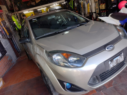 Ford fiesta ambiente plus mp3 ambiente plus