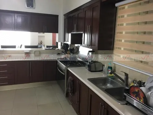 Venta Casa Cumbres 6 D En Monterrey