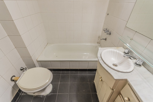 Imagen 14 de 30 de Departamento.venta.2 Ambientes Desocupado Con Cochera Incluida En El Precio.banfield.