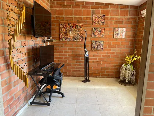 Venta Espectacular Casa Campestre, Precio De Oportunidad. A Puerta Cerrada. De Un Piso; Entre La Cumbre Y Pavas. Lote 1.000 Mtrs.