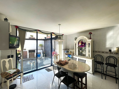 Casa En Venta, Colinas Del Bosque, 3 Recámaras