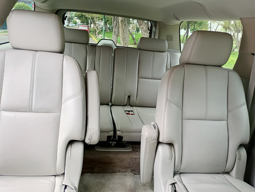 Chevrolet Suburban D Piel Aa Dvd Qc 4x4 At