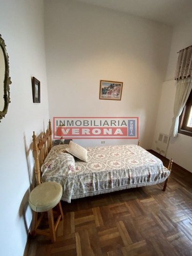 Imagen 19 de 28 de Amplia Casa En Pda. 25 A La Venta