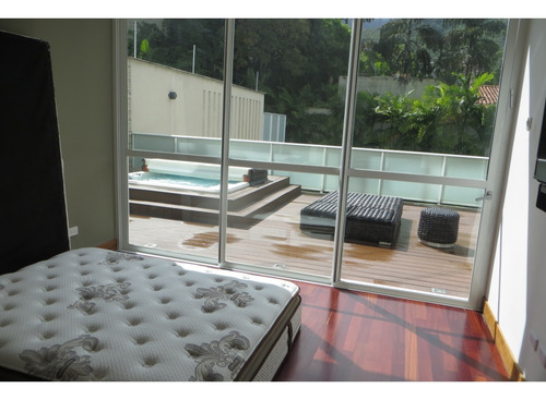 Se Vende Apto Pb 650m2 4h+3s/4.5b+2s/6p La Castellana