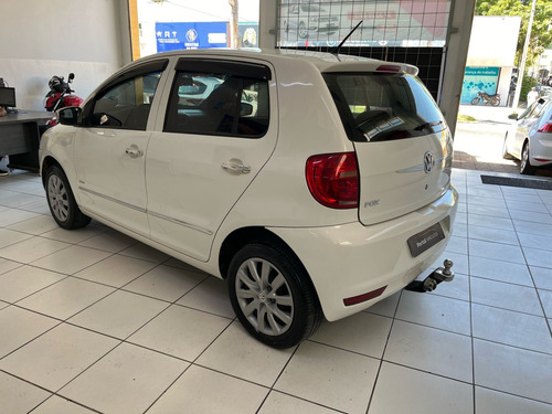 Volkswagen Fox 1.0 MI TREND 8V FLEX 4P MANUAL
