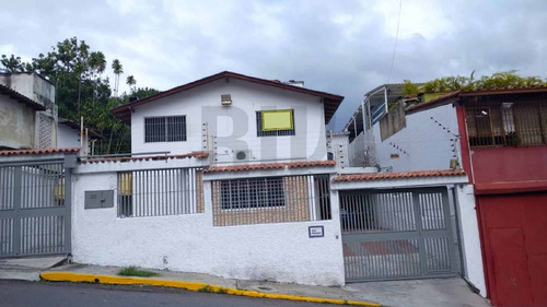 Casa Residencial Y Comercial En Venta En Sebucán.