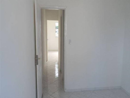 Imagem 2 de 16 de Sobrado Novo Lindo Reformado Com 2 Dormitorios E Suite, Proximo De Mercados, Padarias, Ponto De Onibus, Escolas. - Hm2187
