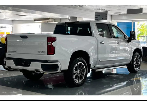 Chevrolet Silverado 5.3 V8 High Country