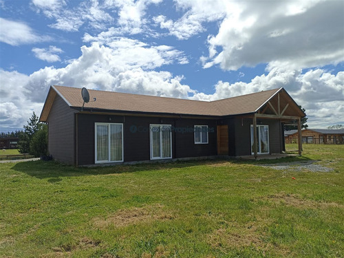 Venta Casa En Condominio De 6 Dorm. En Frutillar