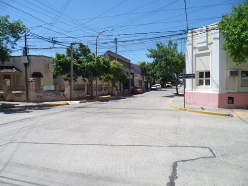 Imagen 4 de 24 de En Venta La Esquina De Perón Y Urquiza, Villa Dolores