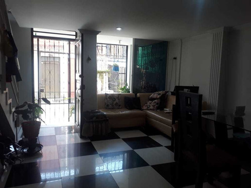 Venta De Casa En Villa Del Prado, Norte De Cali 2090.